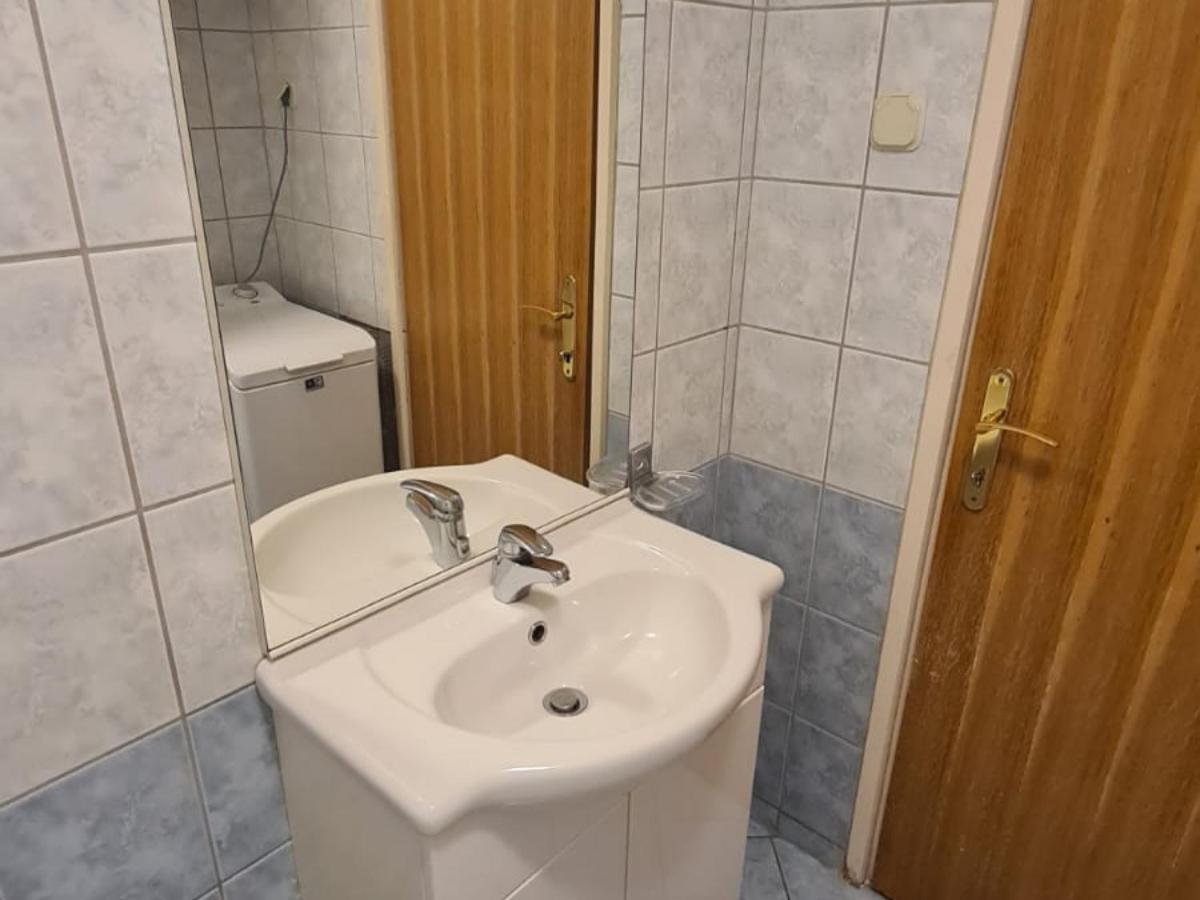 Apartman Ljubav Макарска Экстерьер фото