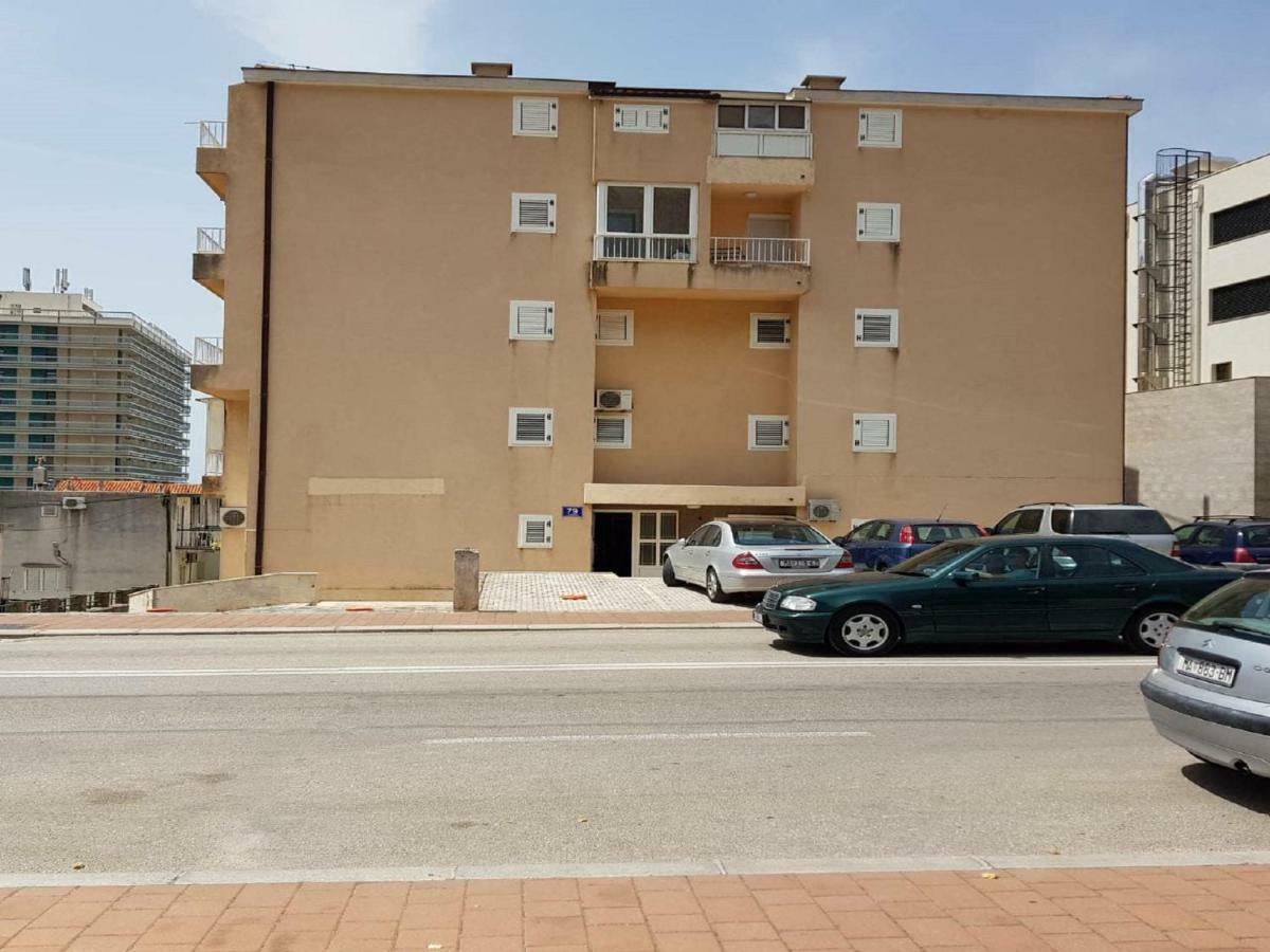 Apartman Ljubav Макарска Экстерьер фото