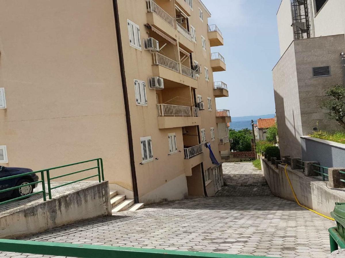 Apartman Ljubav Макарска Экстерьер фото